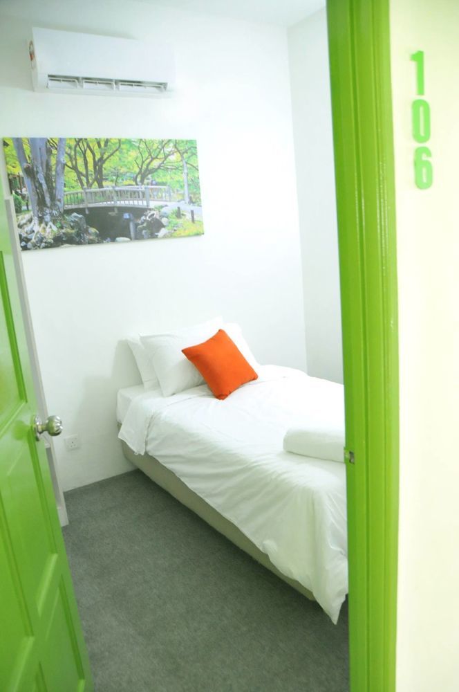 Olive 2* Johor Bahru